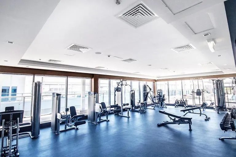Luxurious Beachfront Studio With 360 Degree Rooftop Pool & Tennis Court Ras al-Khaimah 0*,